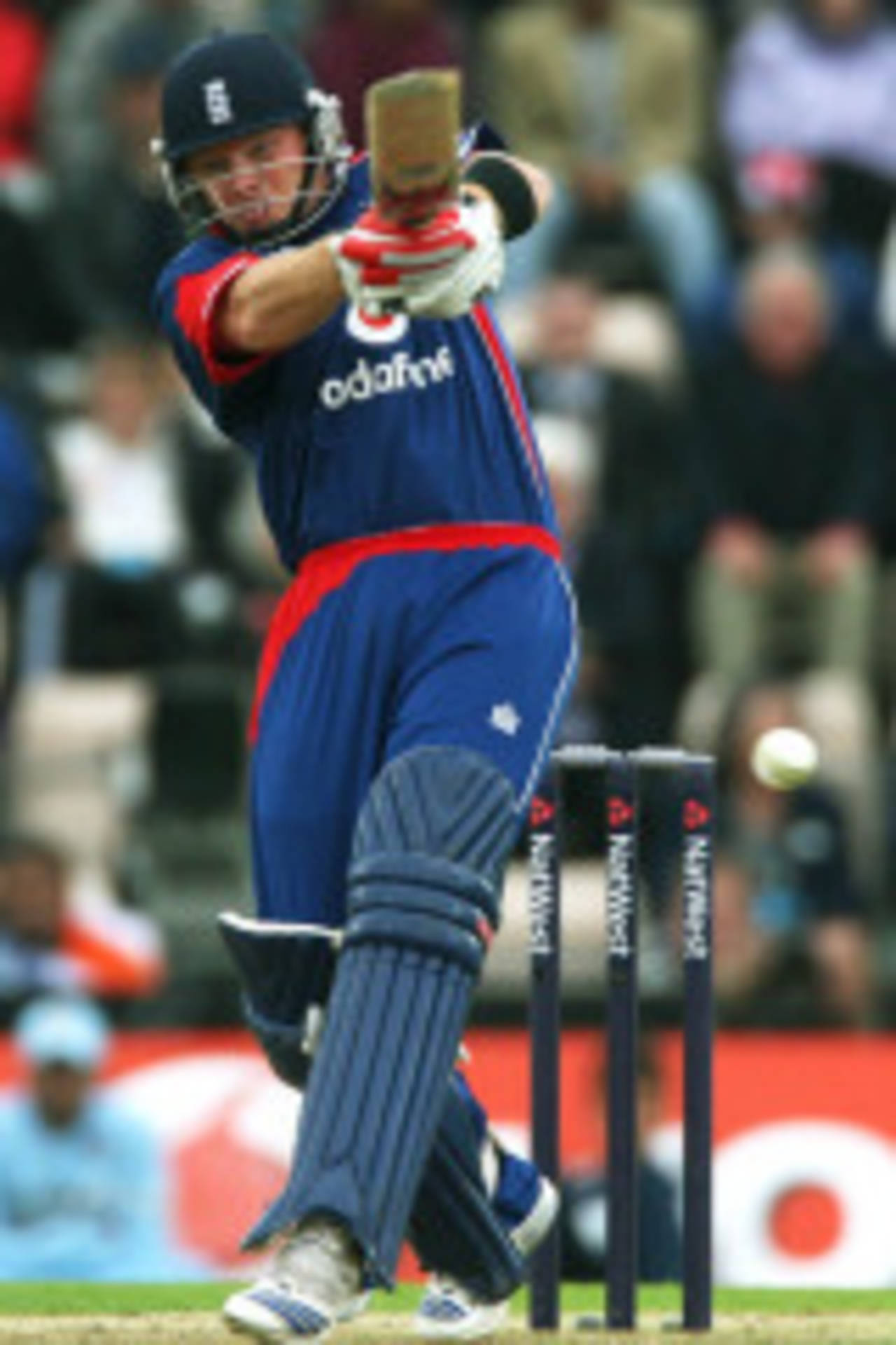 Ian Bell pulls early in his innings, England v India, 1st ODI, Southampton, August 21, 2007