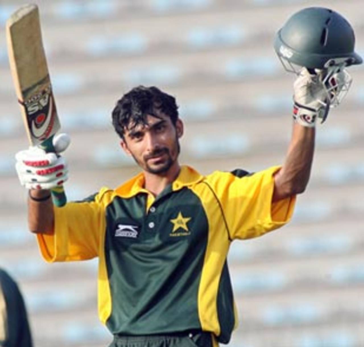 Yasir Hameed reaches his hundred during Pakistan's eight-wicket win, Pakistan A v Australia A, 1st ODI, Lahore, September 5, 2007