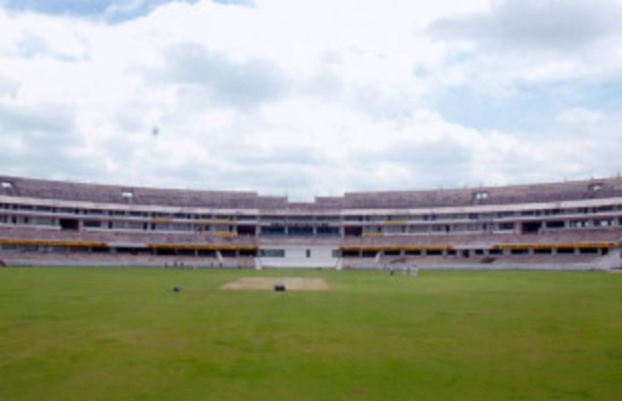 The second Test is unlikely to be shifted out of Hyderabad's Rajiv Gandhi International Stadium&nbsp;&nbsp;&bull;&nbsp;&nbsp;ESPNcricinfo Ltd
