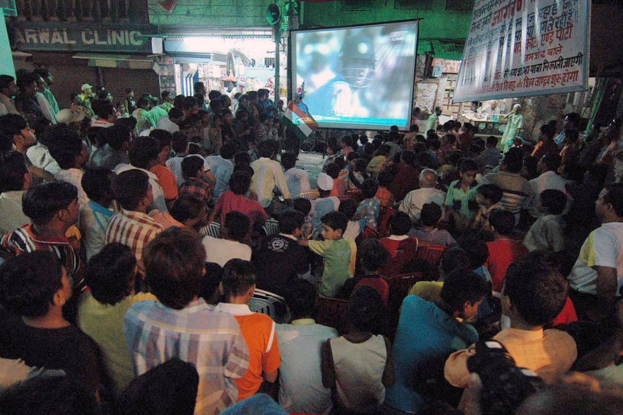 India fans watch the World Twenty20 final on a giant TV screen erected at Amritsar, ICC World Twenty20 final, Johannesburg, September 24, 2007