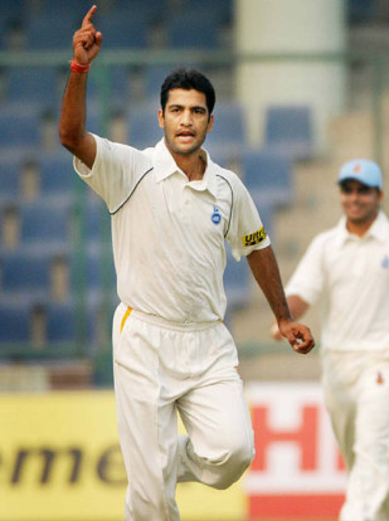 Amit Bhandari took 2 for 22 on the first day against Rajasthan, Delhi v Rajasthan, Ranji Trophy Super League, Group A, 1st round, 1st day, Delhi, November 4, 2007 