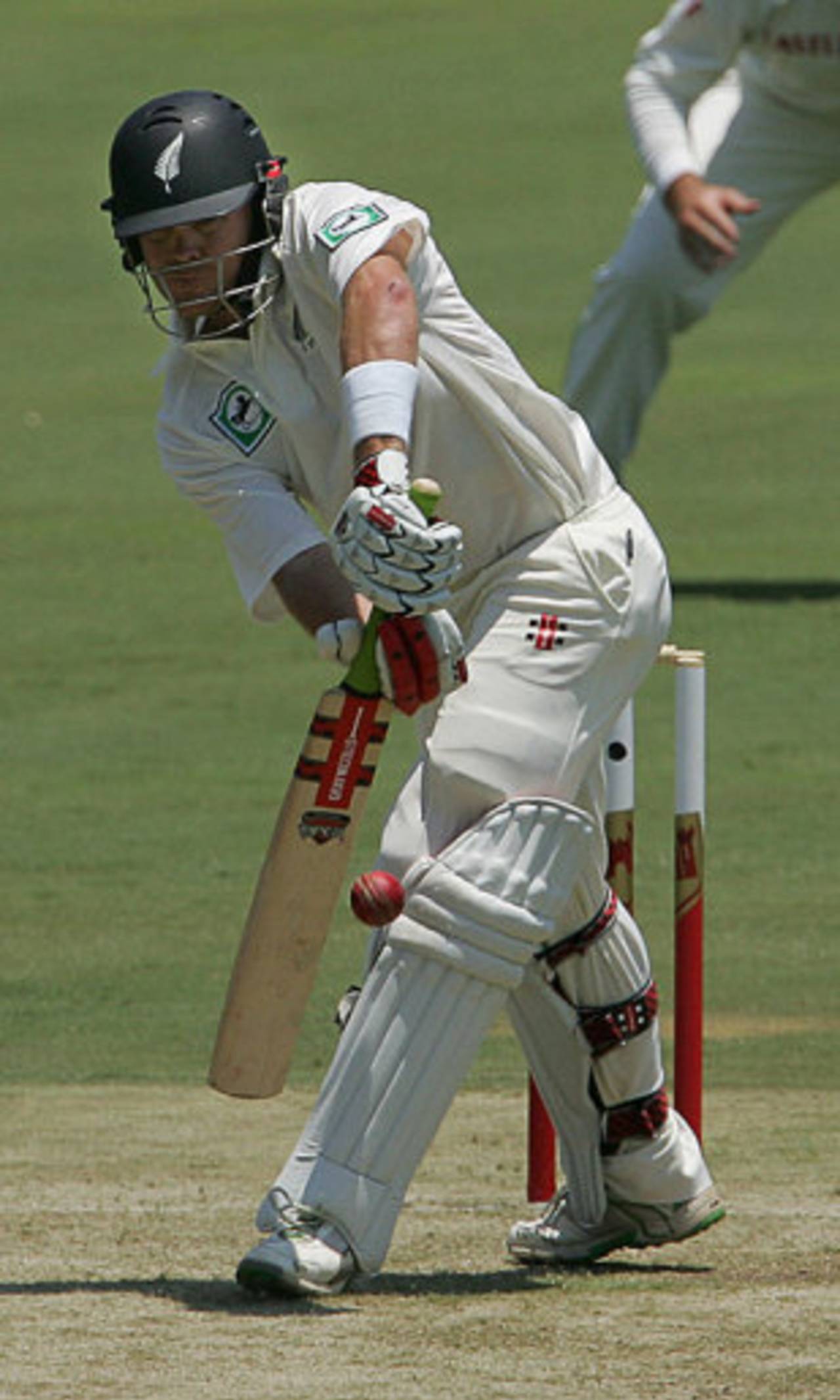 Lou Vincent plays a defensive shot, South Africa v New Zealand, 2nd Test, Centurion, 1st day, November 16, 2007
