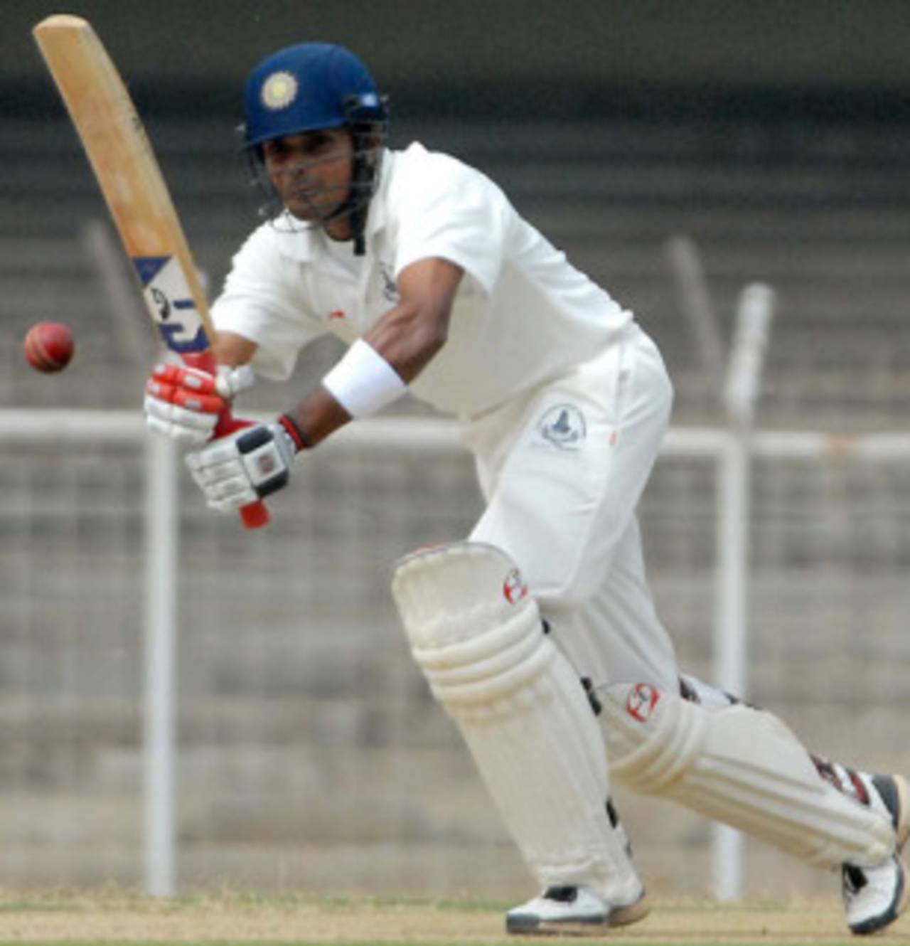S Badrinath remained unbeaten on 93 at the end of the first day, Tamil Nadu v Karnataka, Ranji Trophy Super League, Group A, 3rd round, Chennai, 1st day, November 23, 2007 