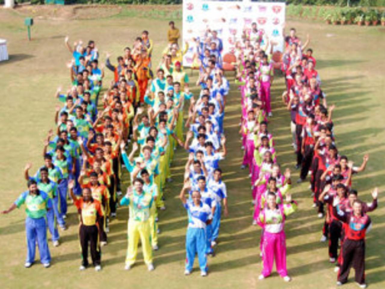 All the participants in the Indian Cricket League (ICL) wave towards the camera, ICL 20-20 Indian Championship, Panchkula, November 30, 2007