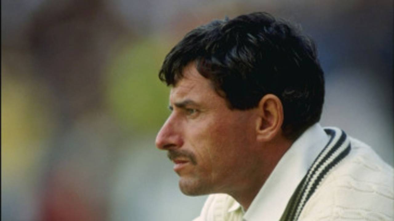 Richard Hadlee in thoughtful mood before the 2nd ODI, England v New Zealand, The Oval, May 25, 1990