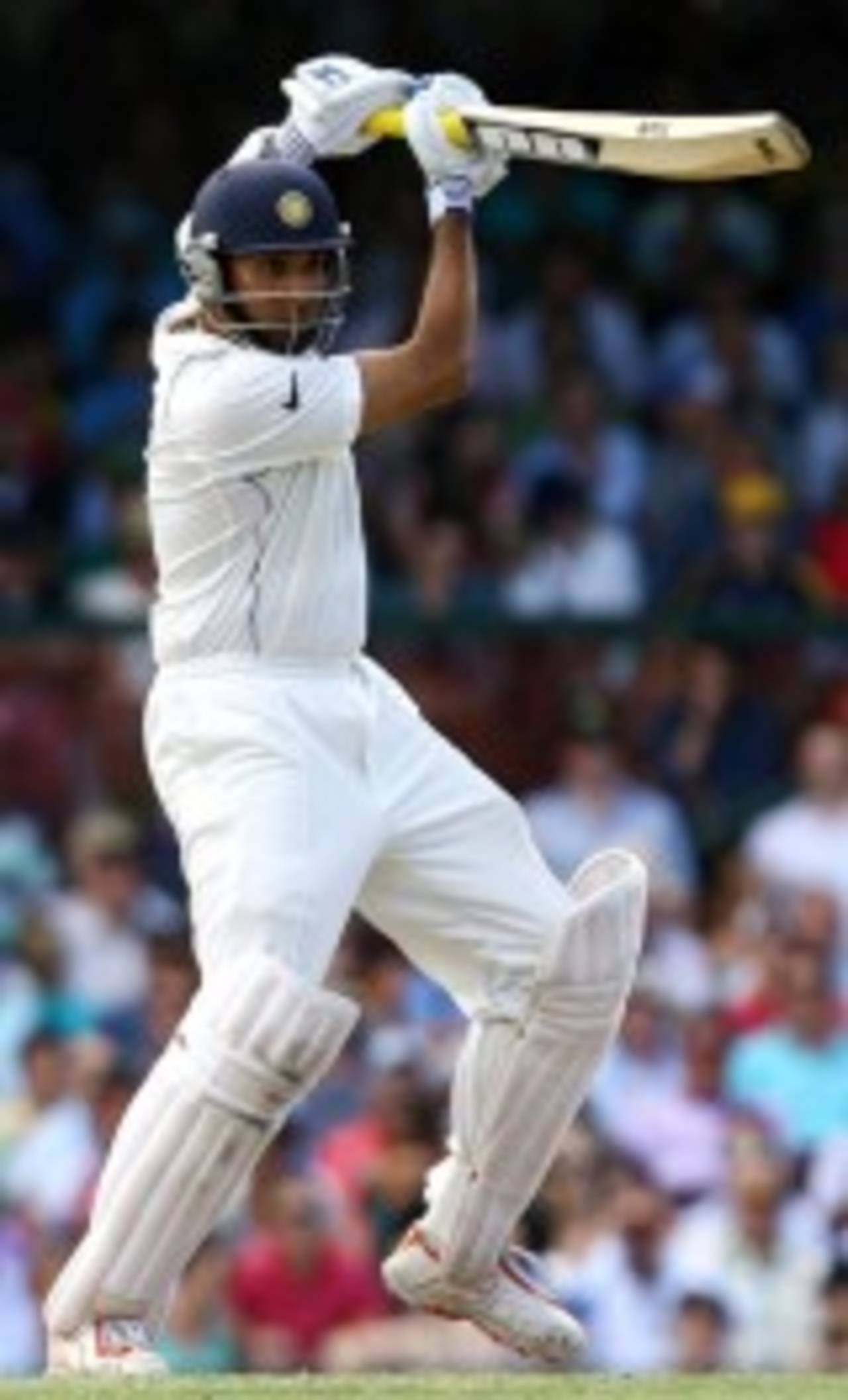 VVS Laxman punches one through the off side, Australia v India, 2nd Test, Sydney, 2nd day, January 3, 2008