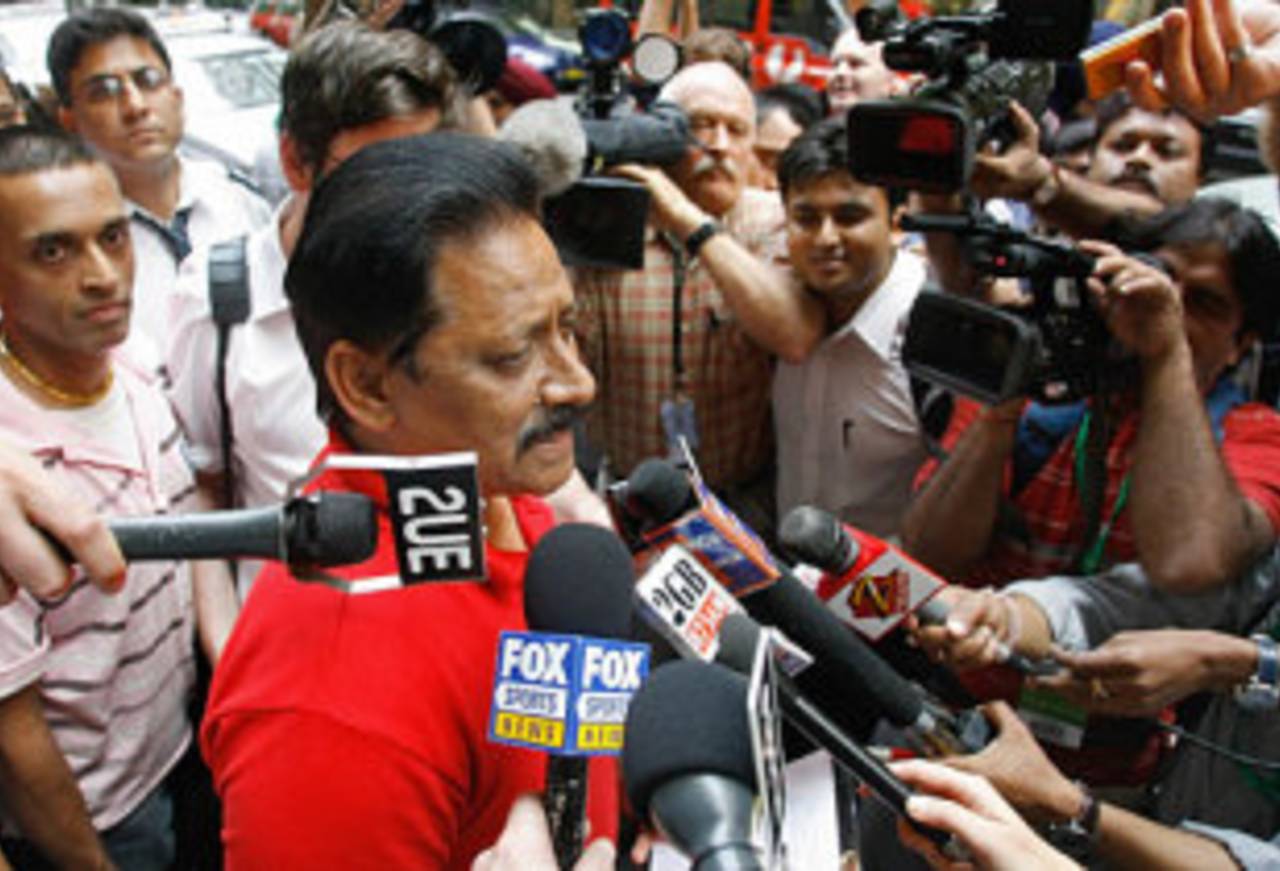 Chetan Chauhan, the Indian team manager, talks to presspersons, Sydney, January 8, 2007