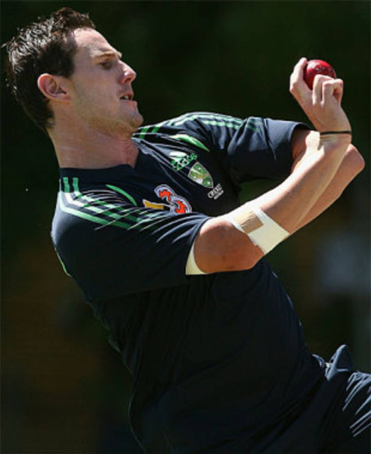 Shaun Tait winds up ahead of mounting speculation he will get a recall this week, WACA, January 14, 2008