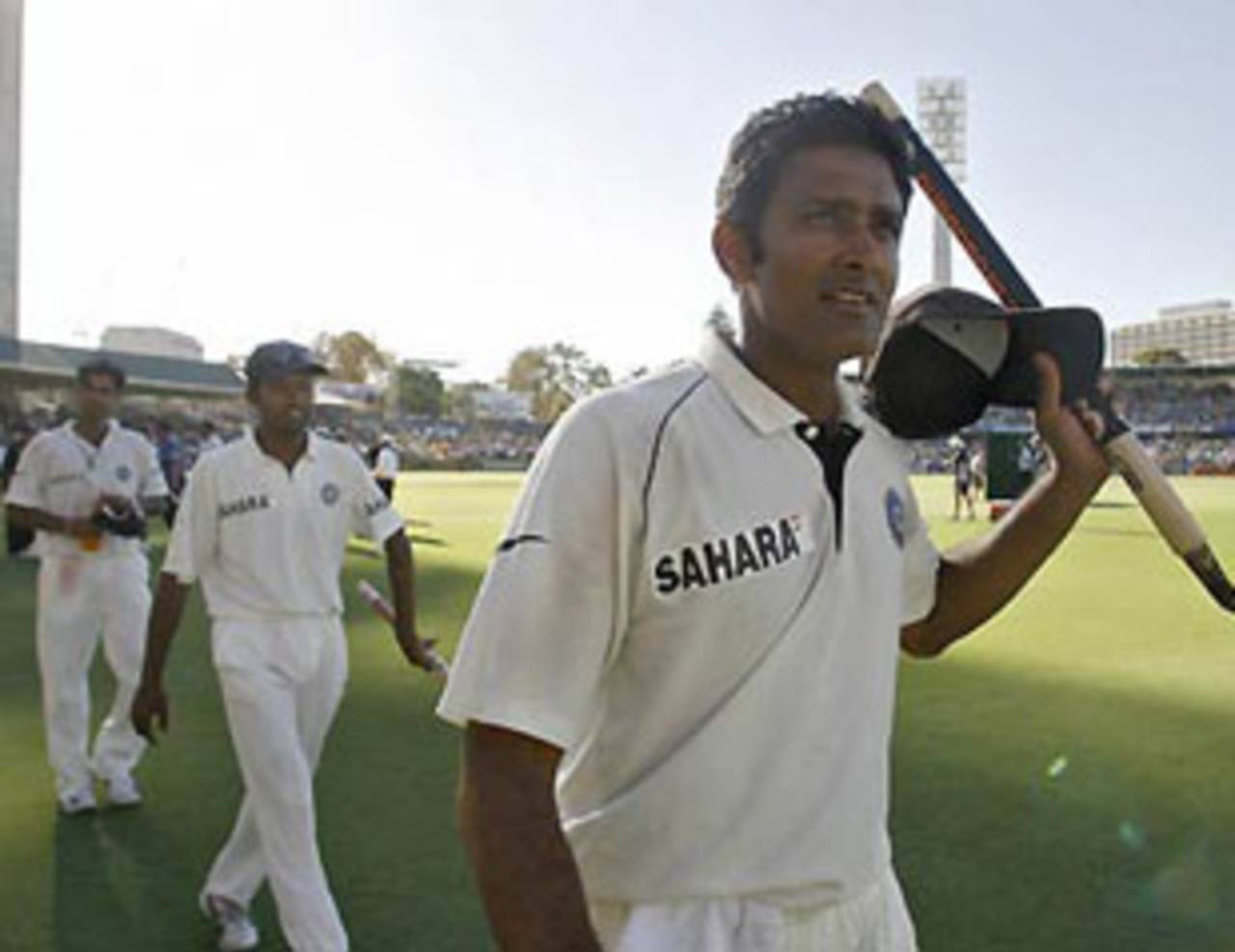Anil Kumble leads the victory lap, Australia v India, 3rd Test, Perth, 4th day, January 19, 2008