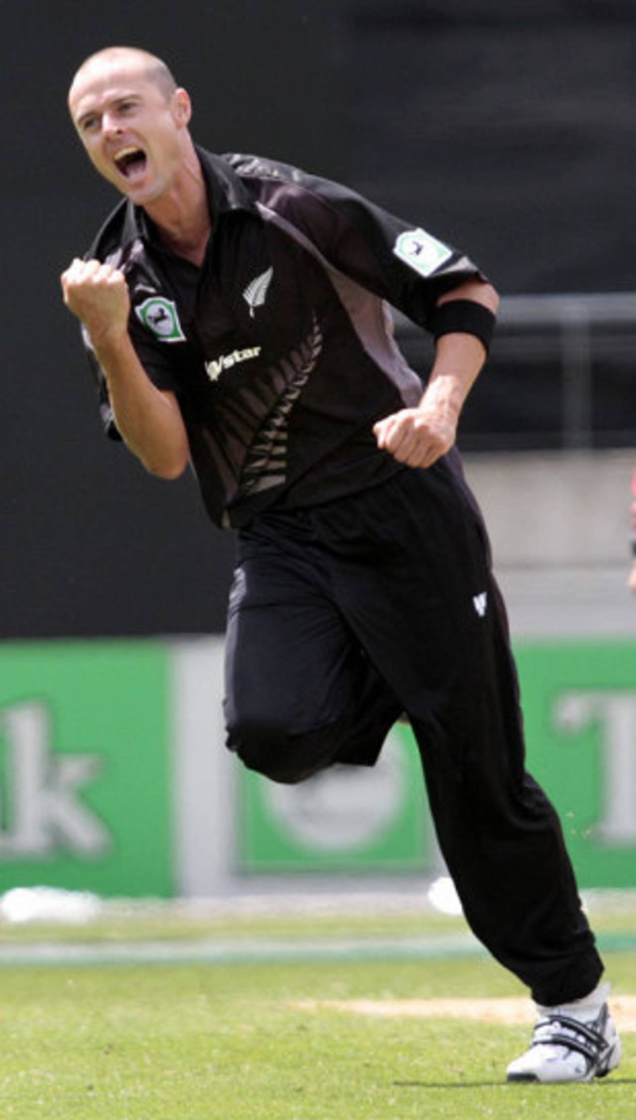 Chris Martin punches the air after dismissing Alastair Cook, New Zealand v England, 1st ODI, Wellington, February 9, 2008