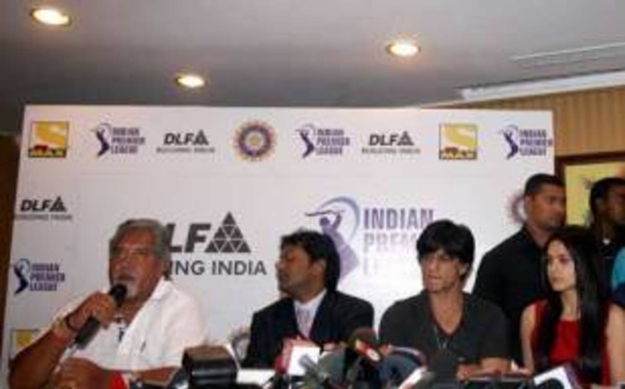 Vijay Mallya, Lalit Modi, Shahrukh Khan and Preity Zinta at an IPL press conference