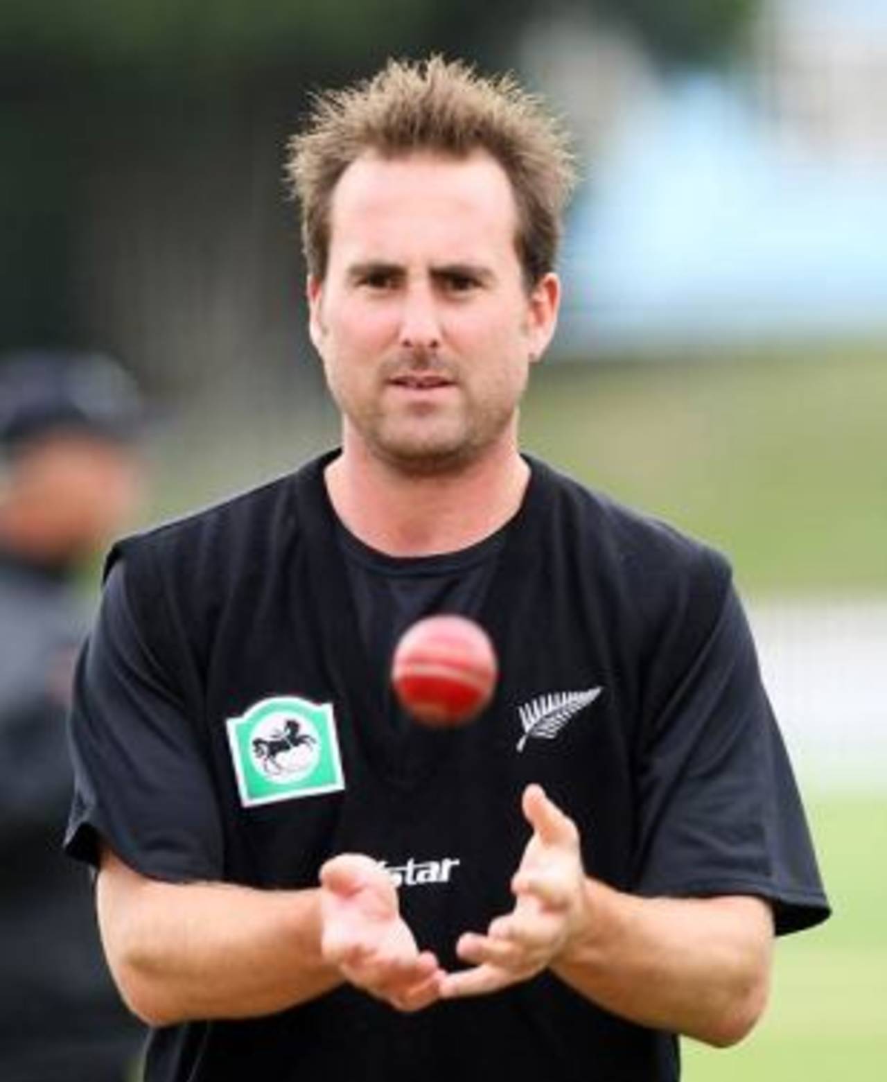 Mark Gillespie catches a ball during training, Wellington, March 11, 2008