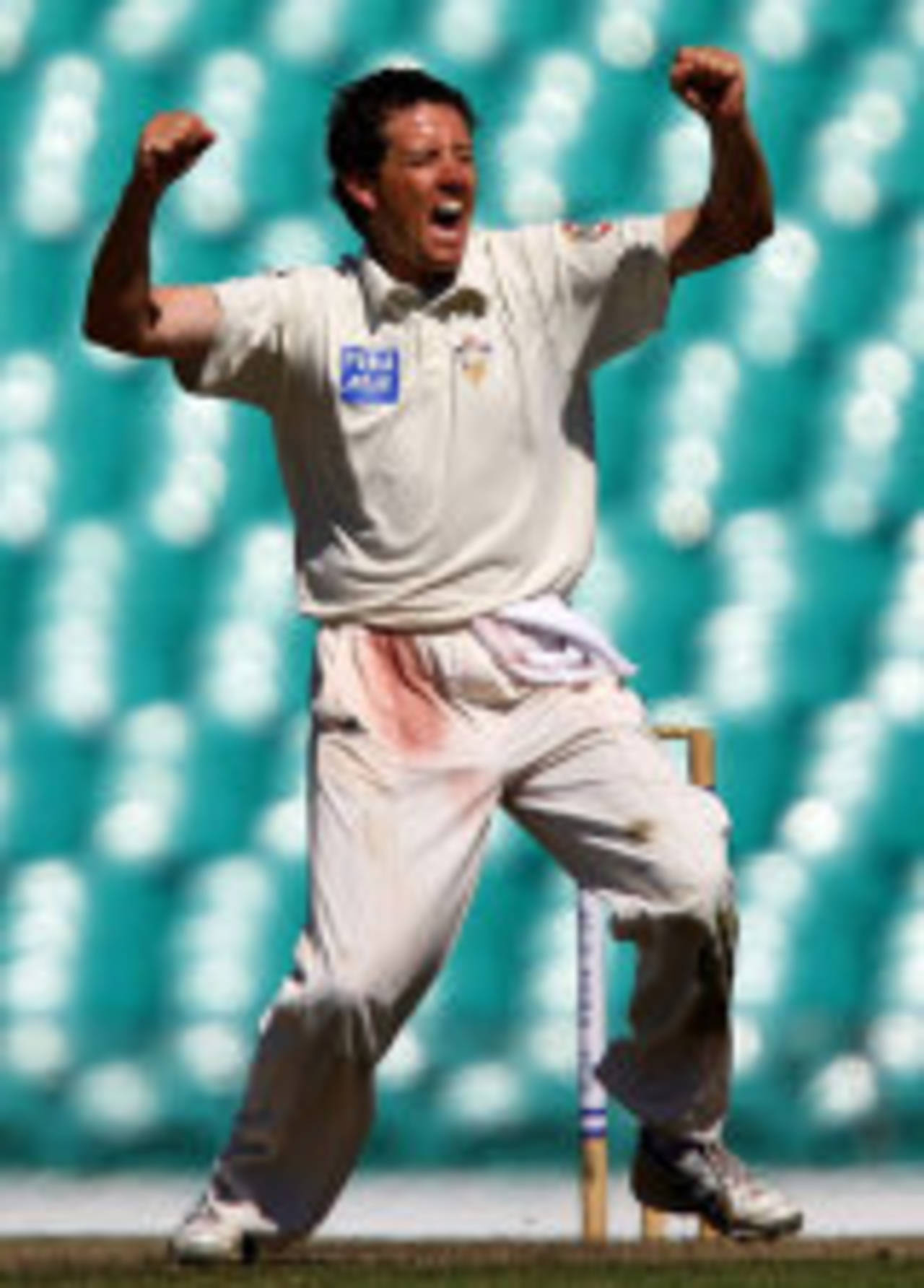 Bryce McGain celebrates after dismissing Simon Katich for 86, New South Wales v Victoria, Pura Cup final, Sydney, 1st day, March 15, 2008