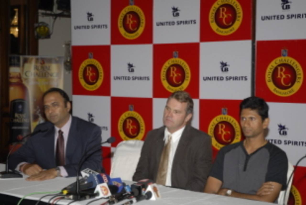 Charu Sharma, Martin Crowe, and Venkatesh Prasad at a function organised by the Bangalore Royal Challengers, Bangalore, March 18, 2008