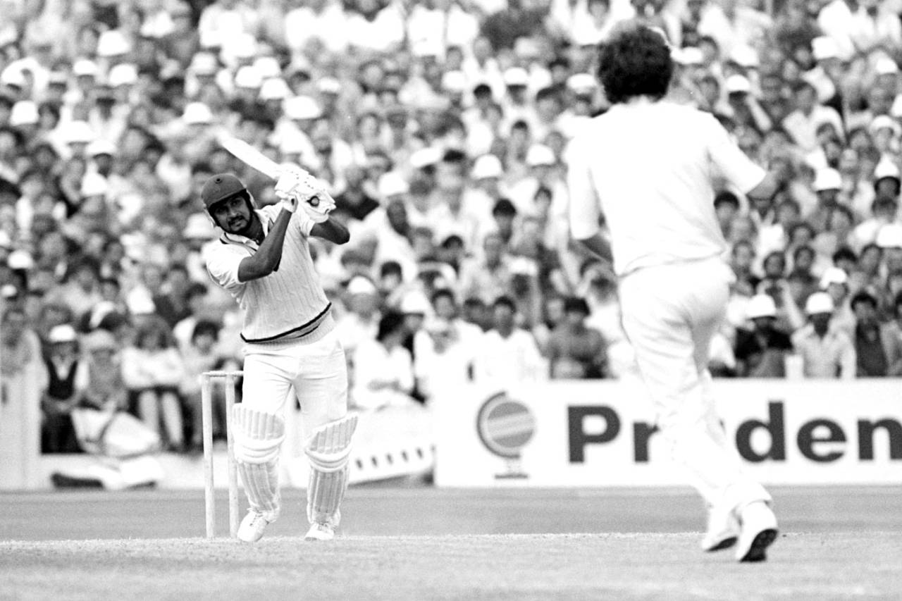 Patil tees off in the semi-final of the 1983 World Cup&nbsp;&nbsp;&bull;&nbsp;&nbsp;Adrian Murrell/Getty Images