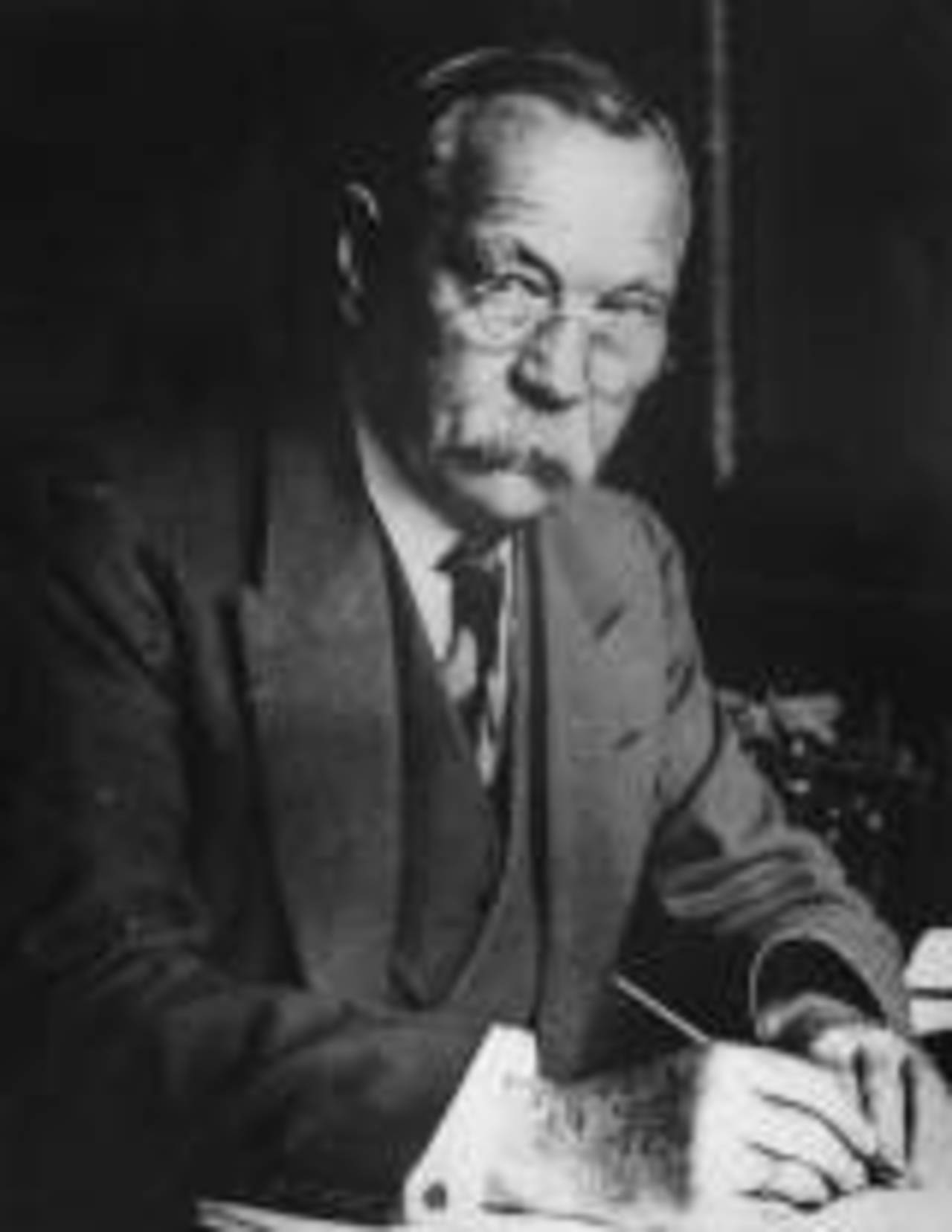 Sir Arthur Conan Doyle, the author best known for the Sherlock Holmes stories