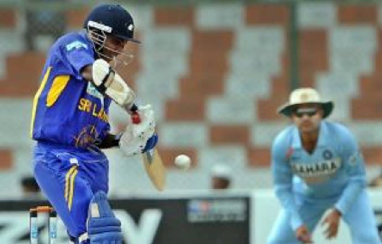 Sanath Jayasuriya cuts as Virender Sehwag looks on, India v Sri Lanka, Asia Cup final, Karachi, July 6, 2008