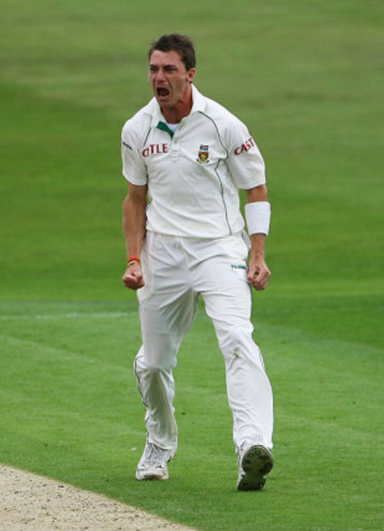 A pumped-up Dale Steyn roars in triumph as Kevin Pietersen falls, England v South Africa, 2nd Test, Headingley, July 18, 2008