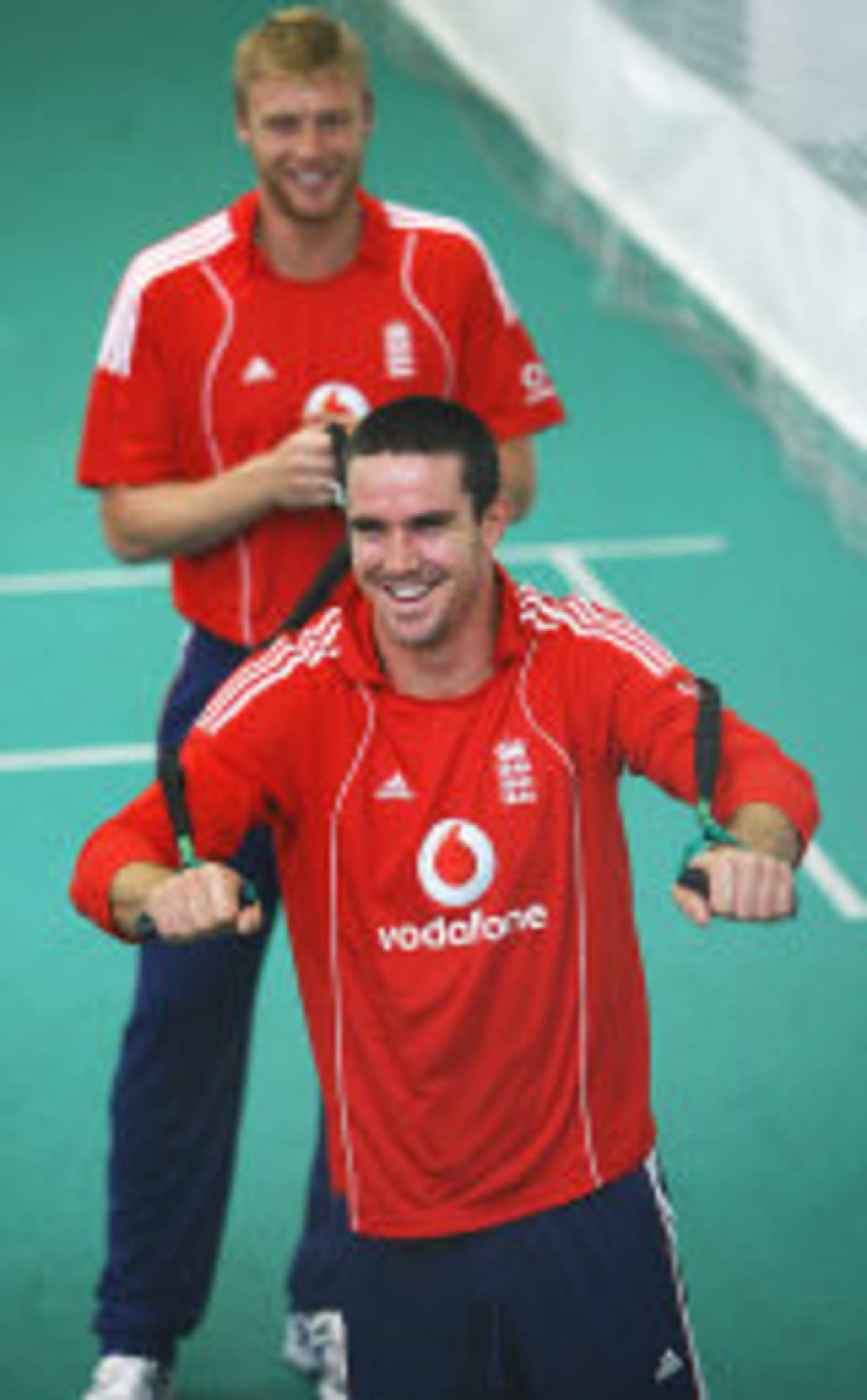 Andrew Flintoff and Kevin Pietersen warm up for the first ODI against South Africa, Headingley, August 21, 2008