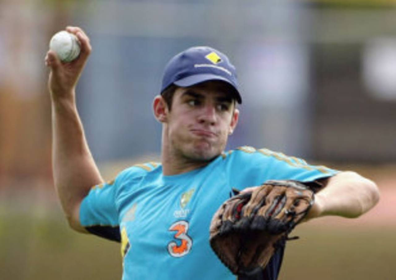 Moises Henriques spends his first training day with the Australian squad after being called in to replace Andrew Symonds, Darwin, September 1, 2008