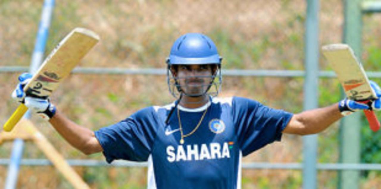 S Badrinath at the nets ahead of the second ODI, Dambulla, August 19, 2008