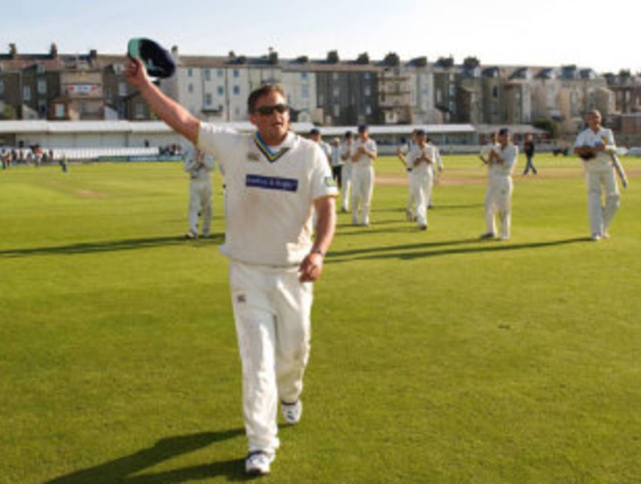Darren Gough waves farewell to the home crowd at the end of his final first-class match last season ... and he's unlikely to back in the middle in 2009&nbsp;&nbsp;&bull;&nbsp;&nbsp;PA Photos