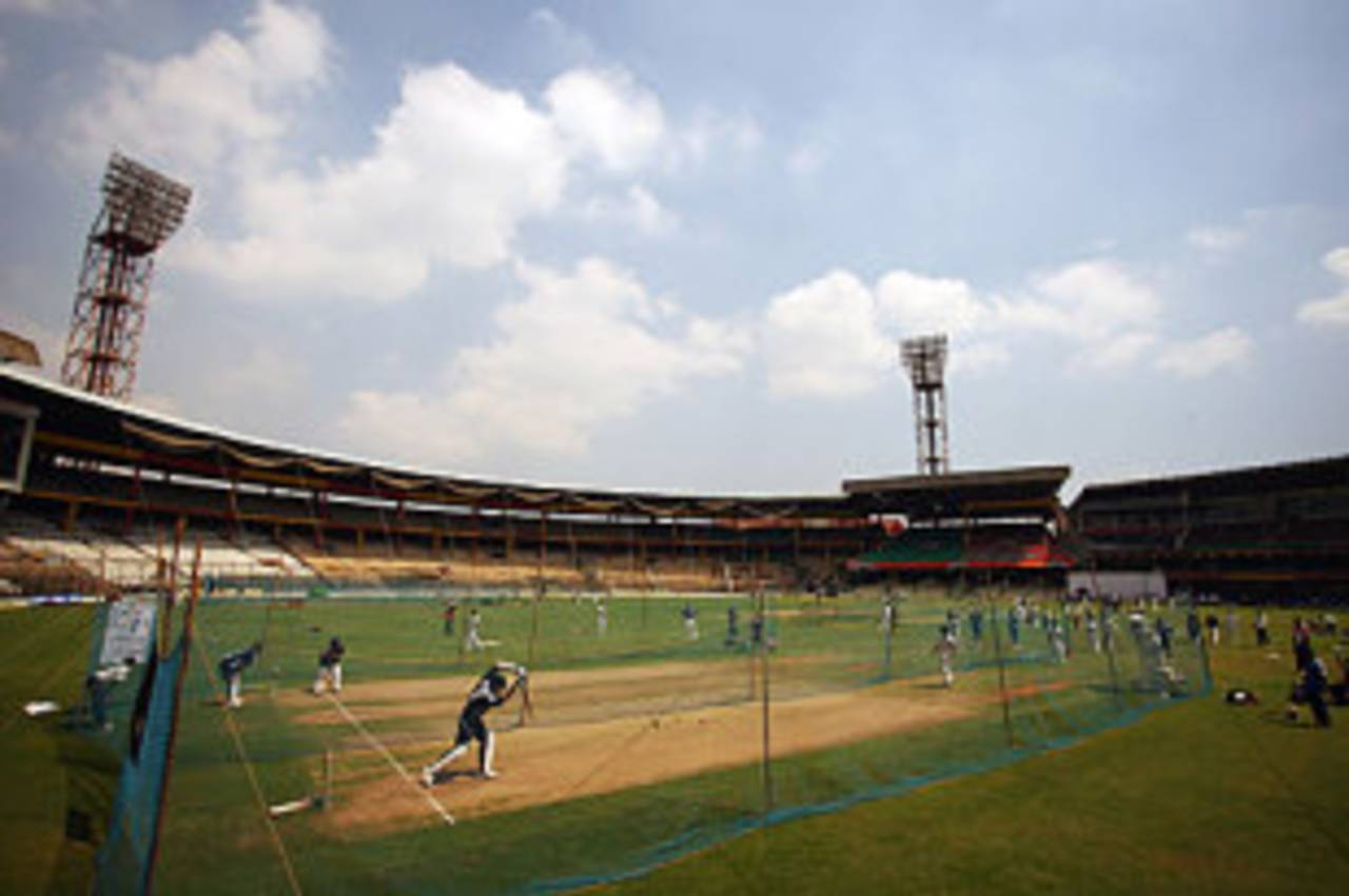 An overview of the nets session at the Chinnaswamy Stadium, Bangalore, October 7, 2008
