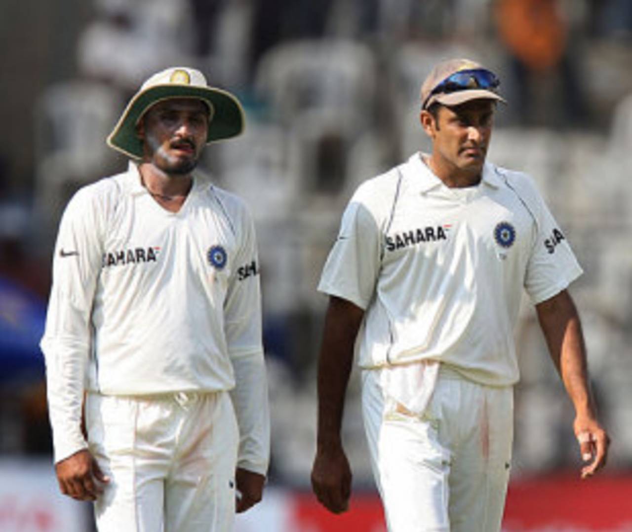 Harbhajan Singh and Anil Kumble introspect, India v Australia, 1st Test, Bangalore, 1st day, October 9, 2008