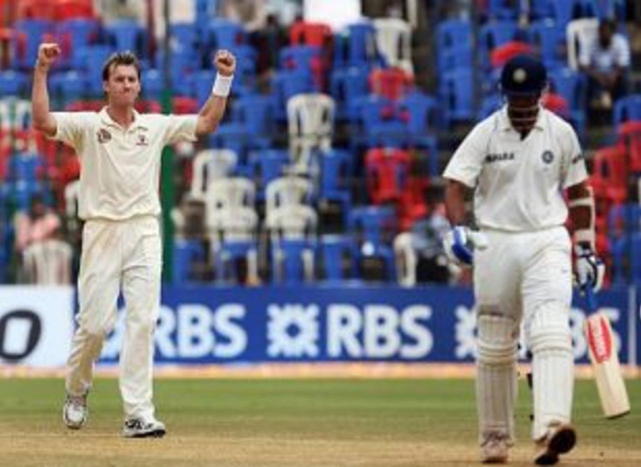 Brett Lee is thrilled after dismissing Rahul Dravid, India v Australia, 1st Test, Bangalore, 5th day, October 13, 2008