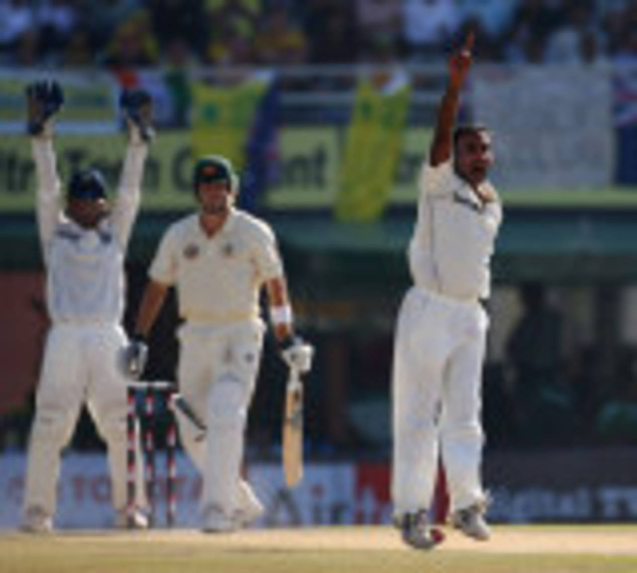 Amit Mishra traps Shane Watson lbw for 78, India v Australia, 2nd Test, Mohali, 3rd day, October 19, 2008