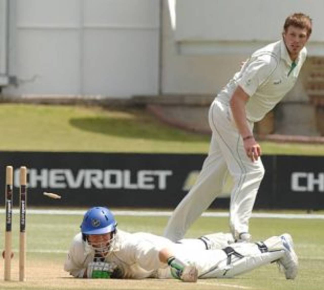 Jan-Berrie Burger dives to make his ground, Ireland v Namibia, Intercontinental Cup 2007 final, Port Elizabeth, 3rd day, November 1, 2008