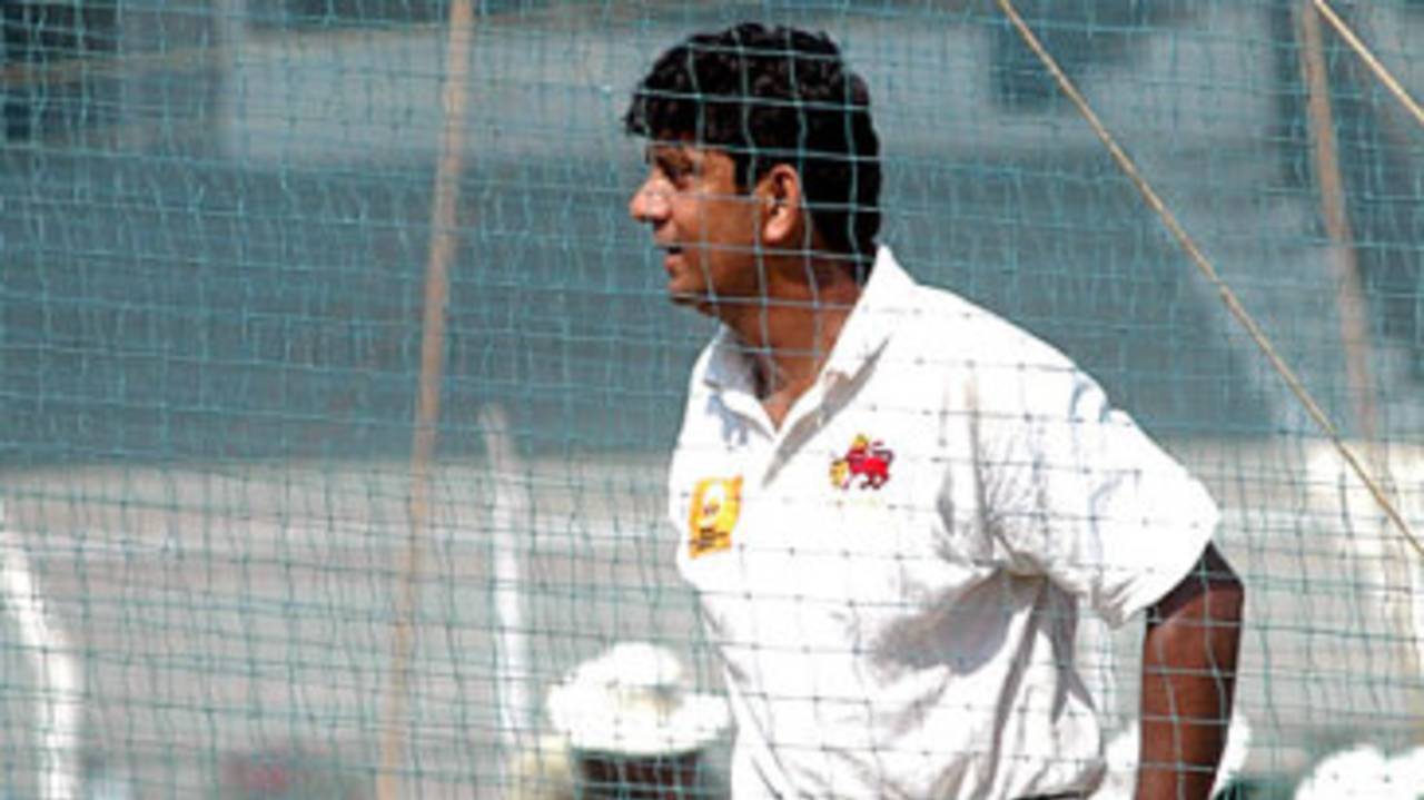 Sairaj Bahutule has a hit at the nets , Mumbai, November 2, 2008
