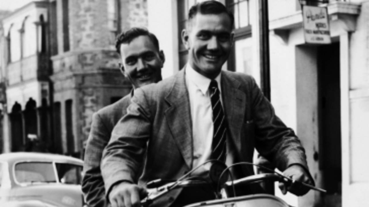  Alec and Eric Bedser go sight-seeing around Perth, 1954