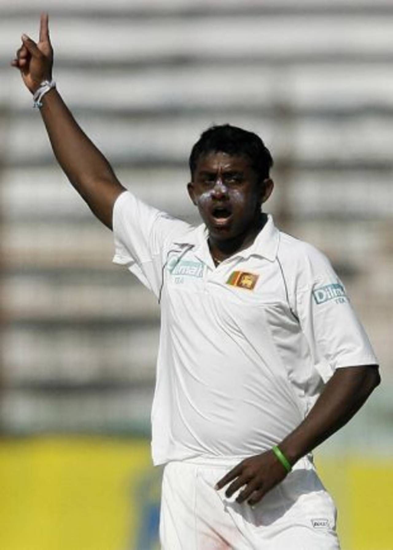 Ajantha Mendis is delighted after picking up Shakib Al Hasan's wicket, Bangladesh v Sri Lanka, 2nd Test, Chittagong, 2nd day, January 4, 2009