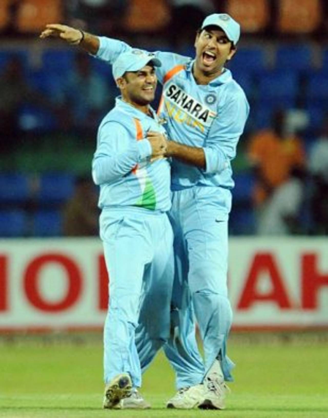 Virender Sehwag and Yuvraj Singh celebrate Mahela Jayawardene's wicket, Sri Lanka v India, 4th ODI, Premadasa Stadium, Colombo, February 5, 2009