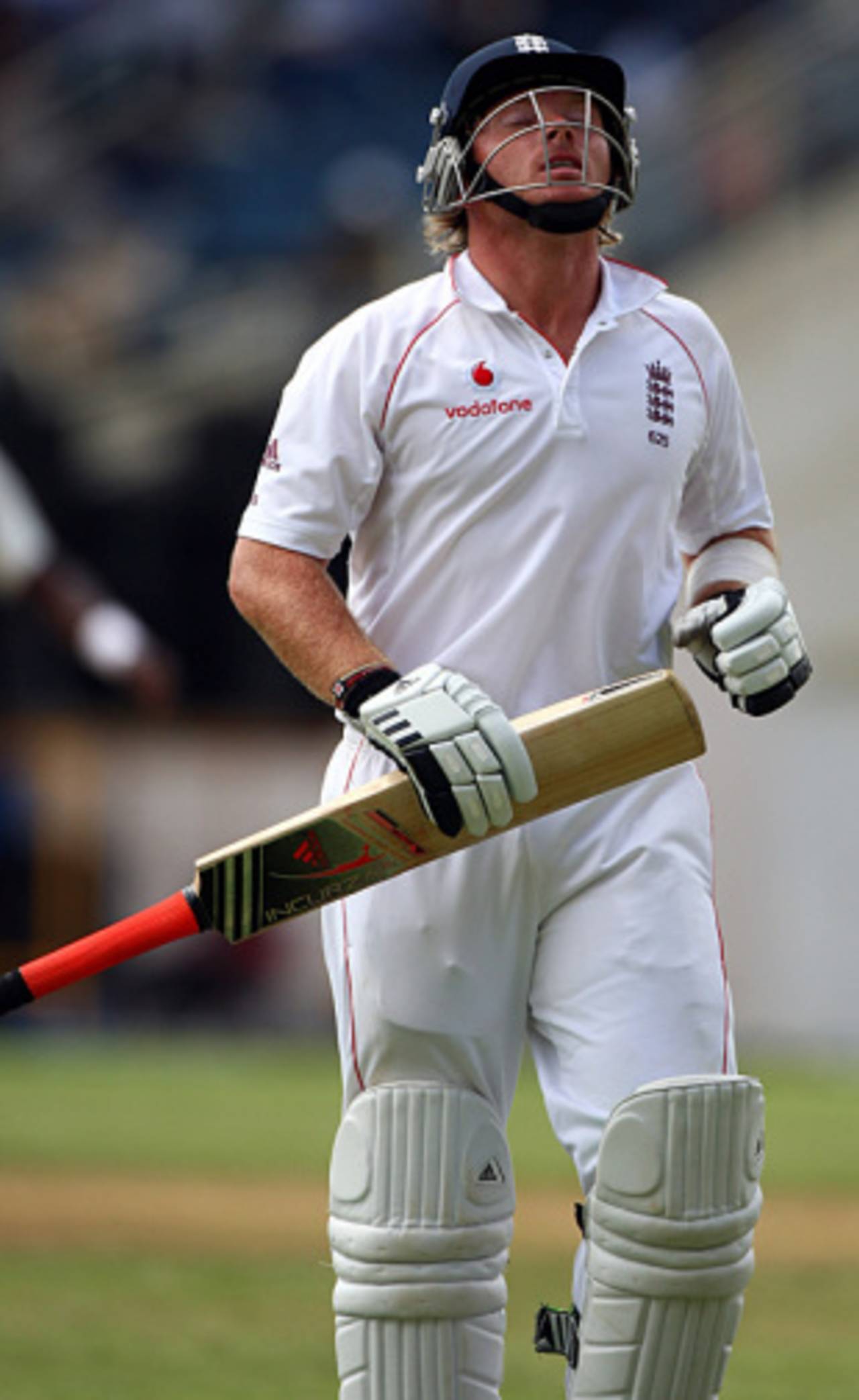 Ian Bell departs for another low score on the stroke of lunch, West Indies v England, 1st Test, Kingston, February 7, 2009