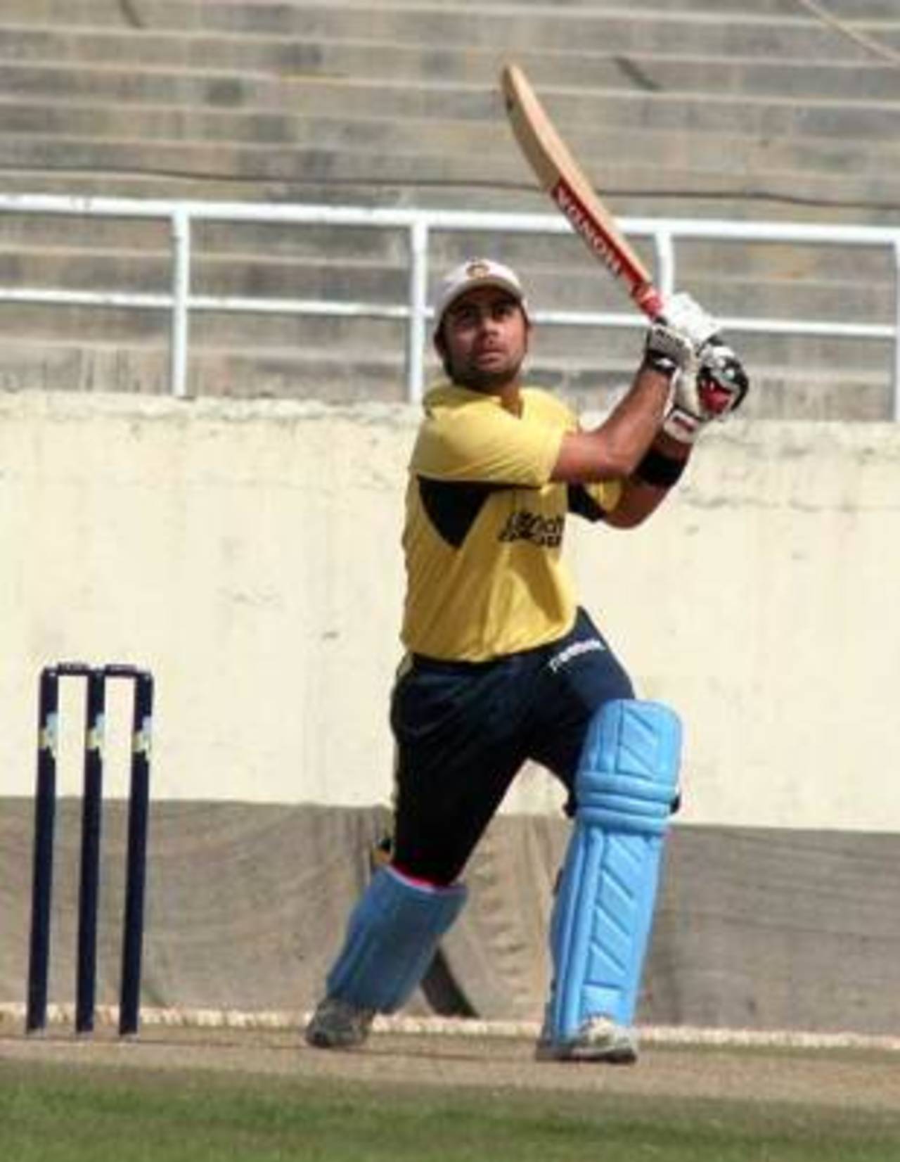 Virat Kohli top-scored for North Zone with 79 off 87 balls against Central Zone&nbsp;&nbsp;&bull;&nbsp;&nbsp;ESPNcricinfo Ltd