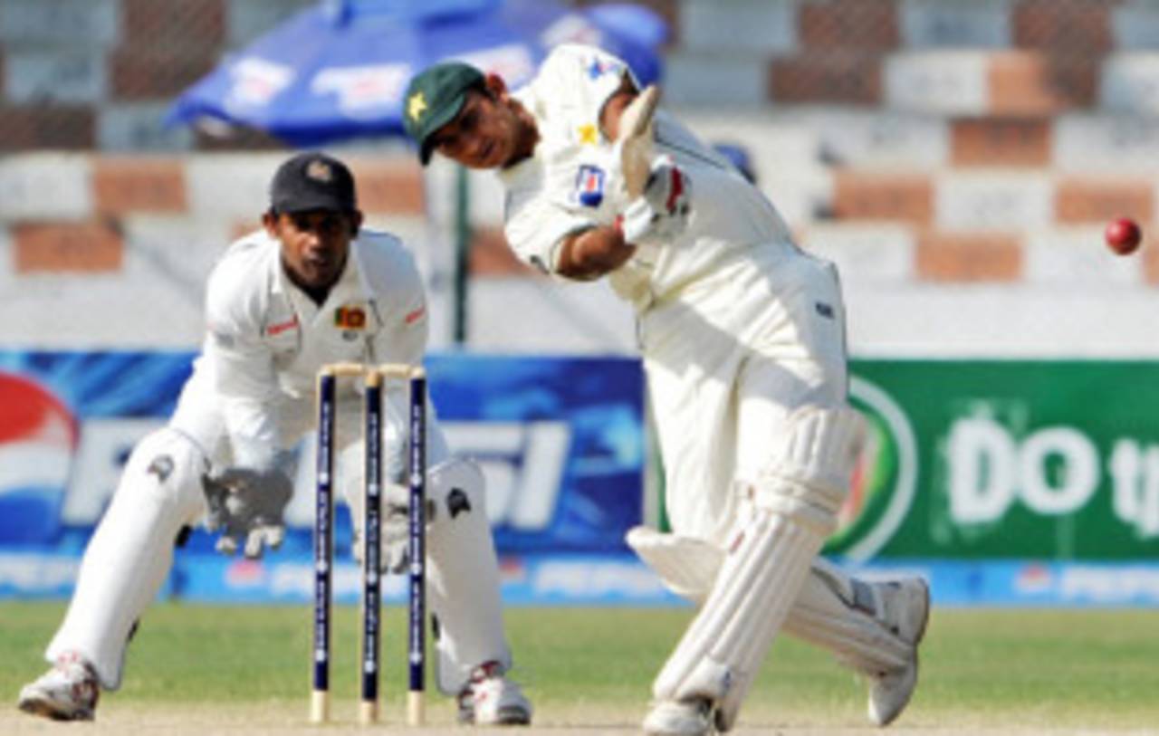 Faisal Iqbal hits out during his half-century, Pakistan v Sri Lanka, 1st Test, Karachi, 4th day, February 24, 2009