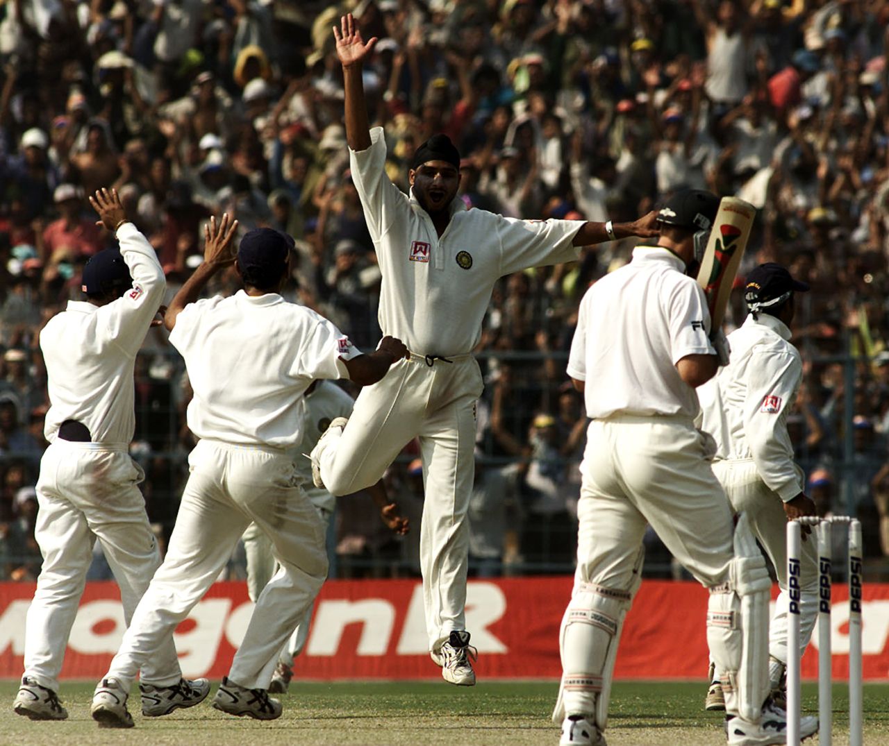 Harbhajan Singh claims the wicket of Ricky Ponting, India v Australia, 2nd Test, Kolkata, 5th day, March 15, 2001