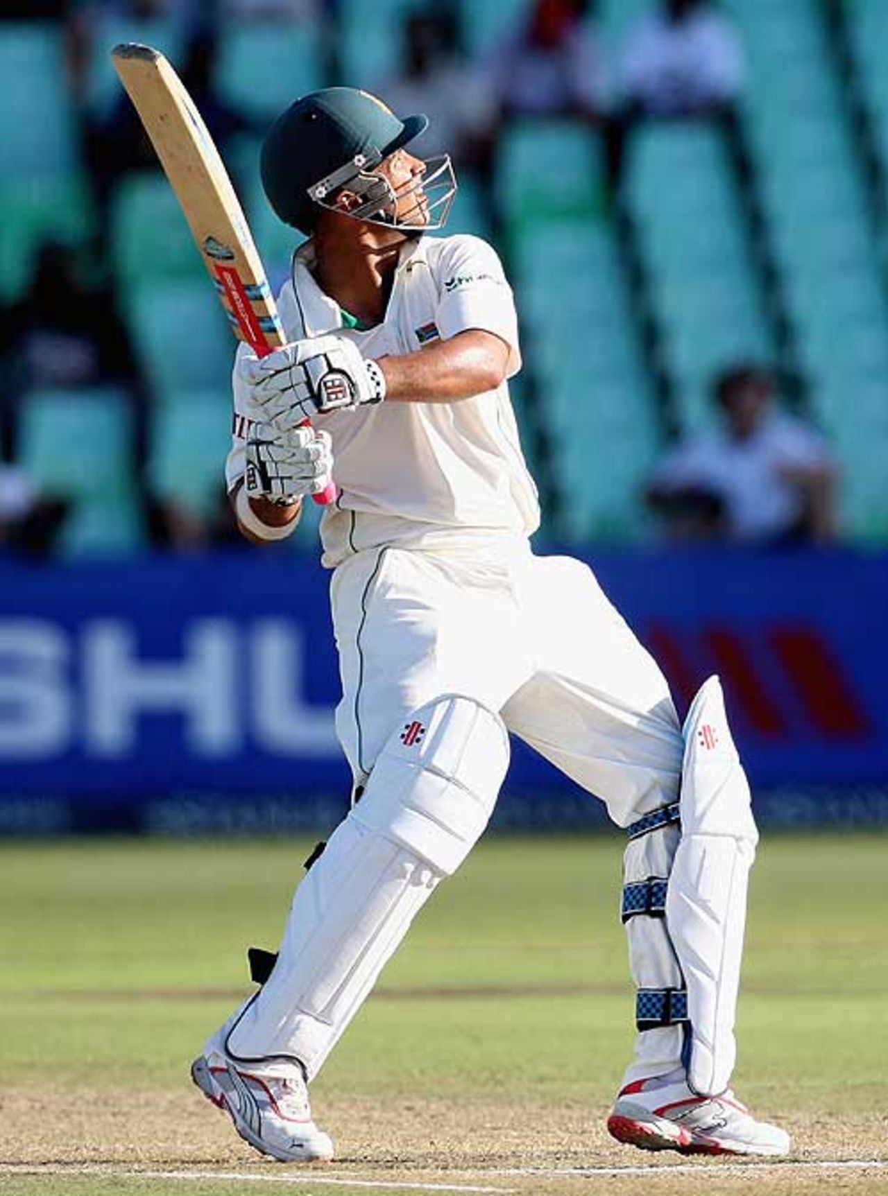 JP Duminy held up one end with a determined innings, South Africa v Australia, 2nd Test, Durban, 2nd day, March 7, 2009