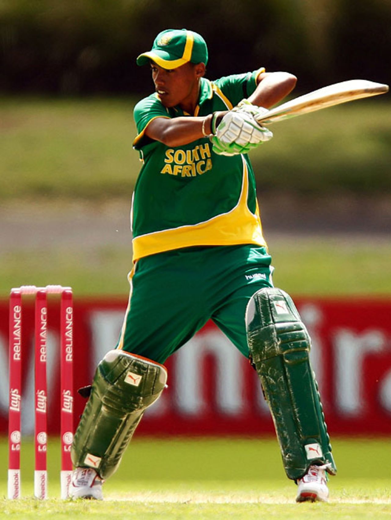Alicia Smith cuts past point, South Africa v West Indies, Group A, women's World Cup, Newcastle, March 8, 2009