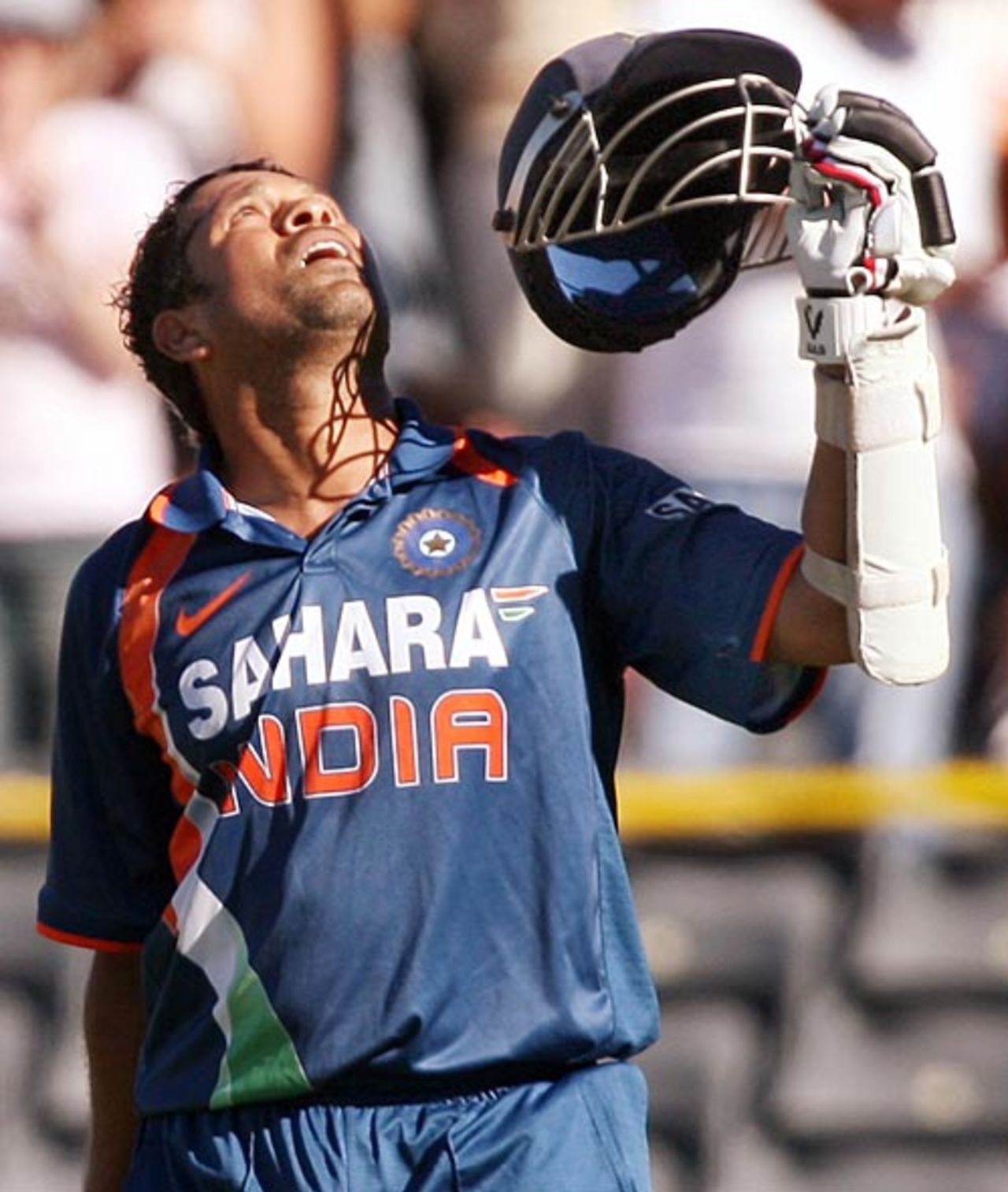Sachin Tendulkar celebrates his century, New Zealand v India, 3rd ODI, Christchurch, March 8, 2009