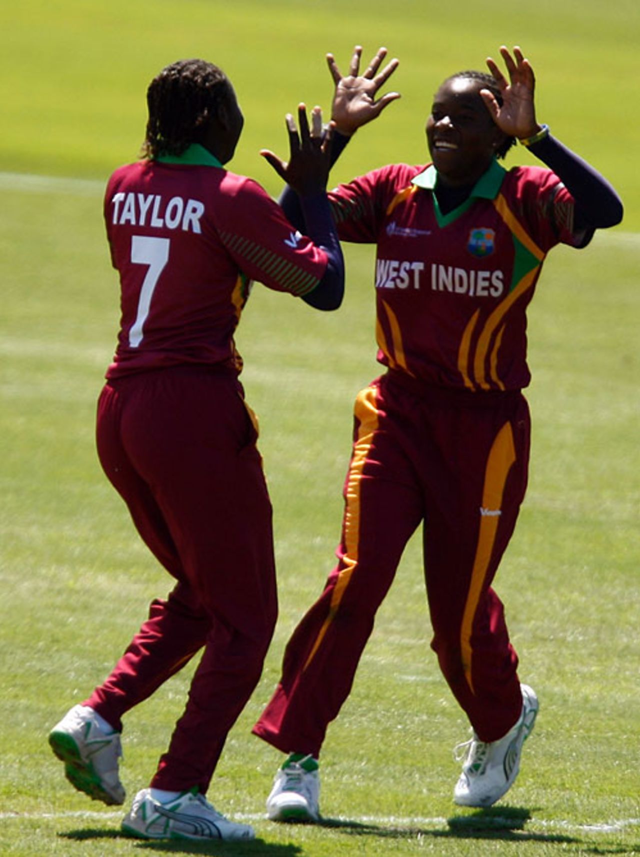 Stafanie Taylor took 4 for 17, South Africa v West Indies, Group A, women's World Cup, Newcastle, March 8, 2009