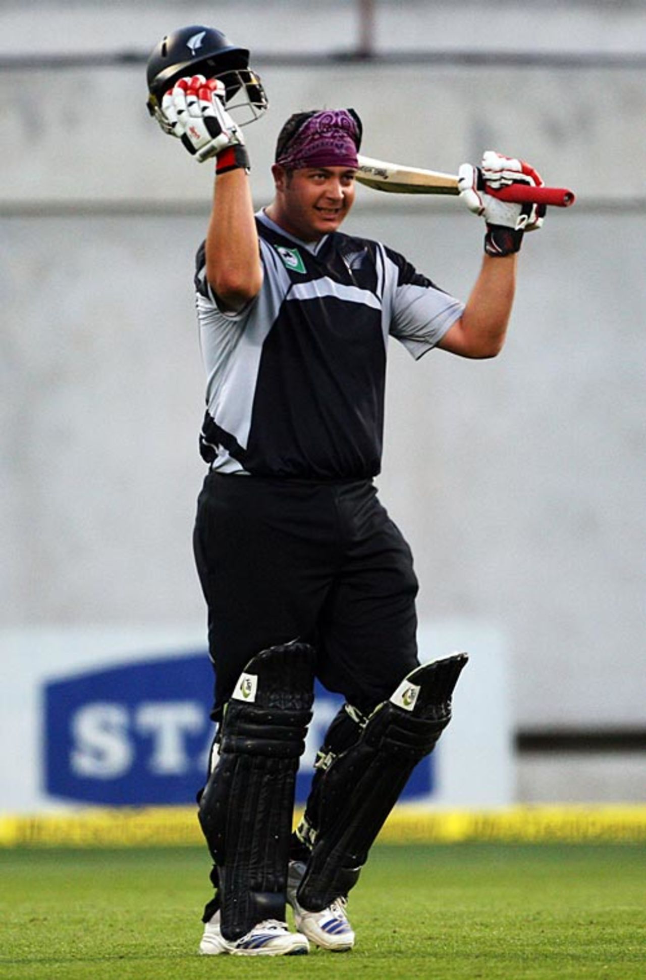 Jesse Ryder scored his maiden ODI century, New Zealand v India, 3rd ODI, Christchurch, March 8, 2009