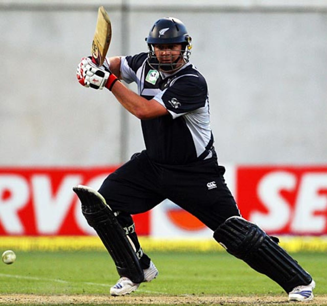 Jesse Ryder scored his maiden ODI hundred, New Zealand v India, 3rd ODI, Christchurch, March 8, 2009