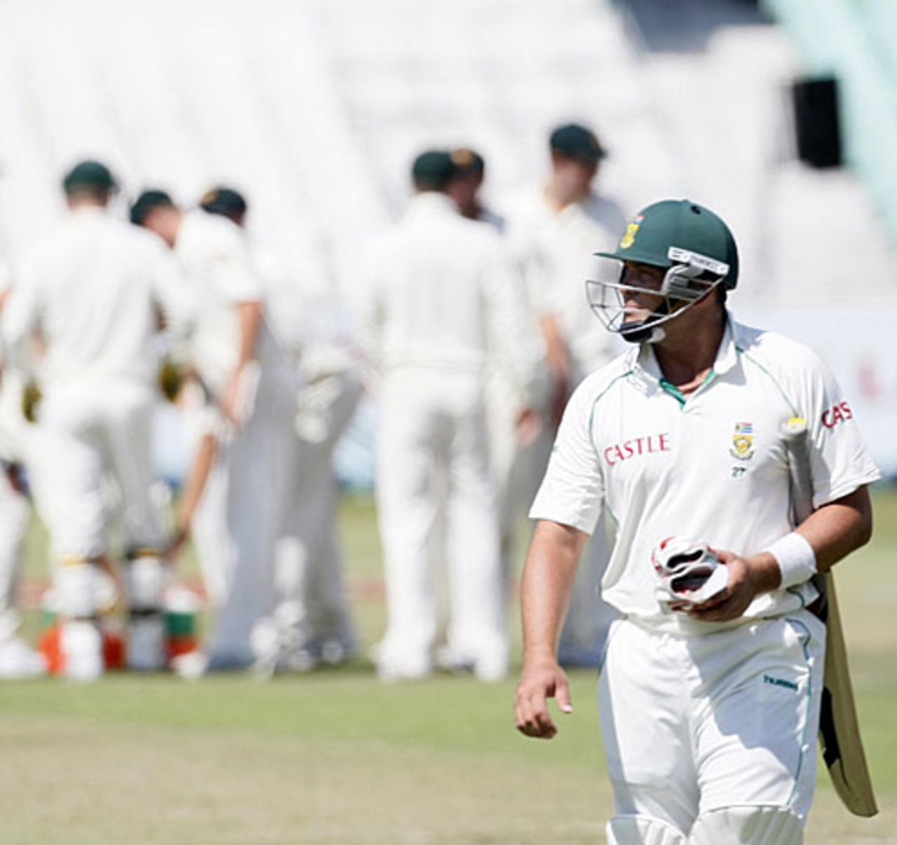 Jacques Kallis walks back being dismissed for 93, South Africa v Australia, 2nd Test, Durban, 5th day, March 10, 2009