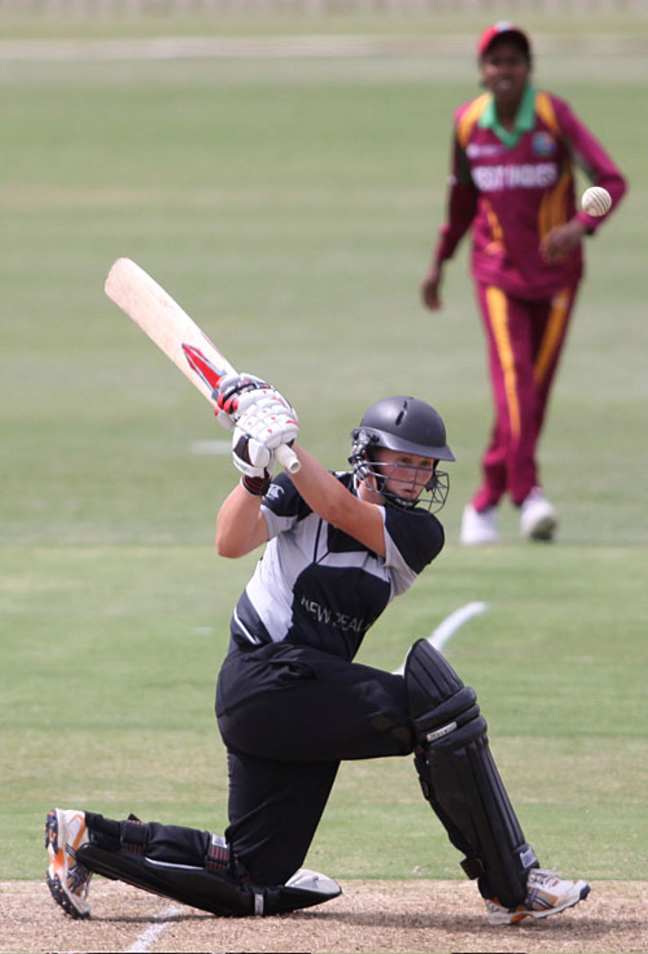 Aimee Mason drives through cover, New Zealand v West Indies, Group A, women's World Cup, Bankstown Oval, March 10, 2009