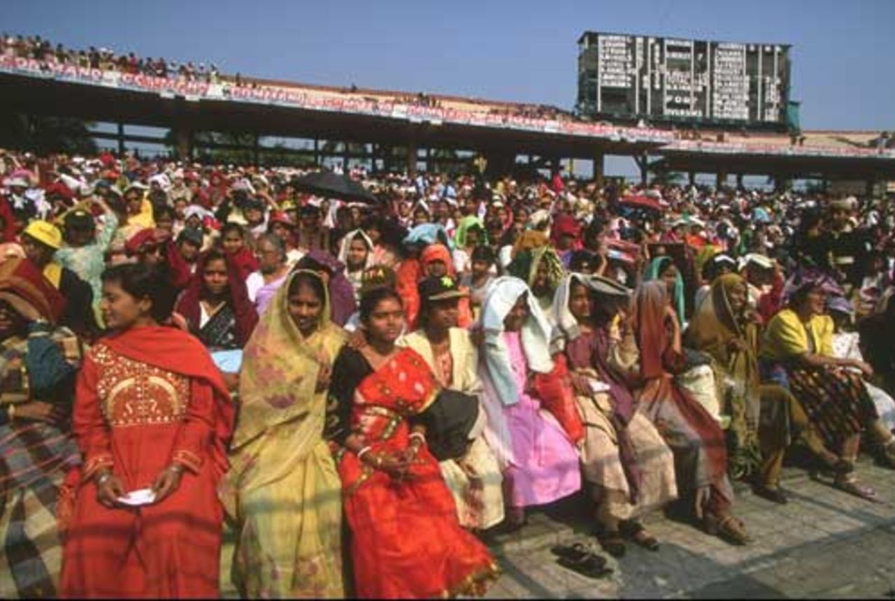 An all-female crowd of spectators at the Women's Cricket World Cup final, Australia v New Zealand, Calcutta, 27 December 1997