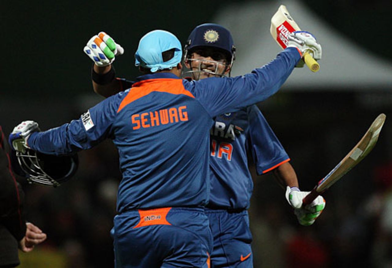 Virender Sehwag and Gautam Gambhir celebrate after adding 200 runs for the first wicket, New Zealand v India, 4th ODI, Hamilton, March 11, 2009