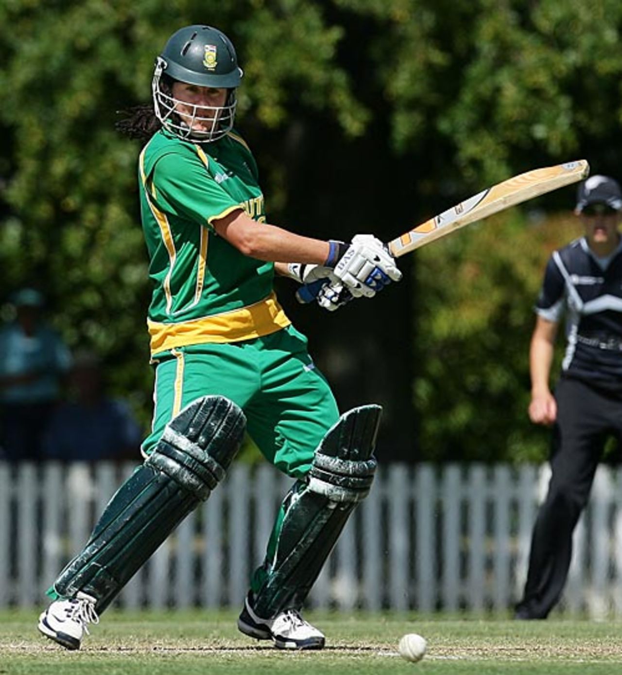 Cri-Zelda Brits cuts, New Zealand v South Africa, Group A, women's World Cup, Bradman Oval, Bowral, March 12, 2009